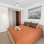 Le Reve Des Muriers - T3 Avec Terrasse Et Parking Gratuit *