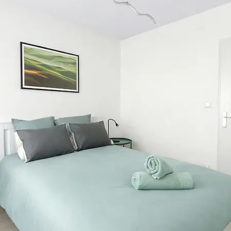 Appartement Le Rêve Des Mûriers - T3 Avec Terrasse Et Parking Gratuit *