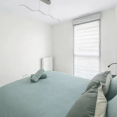 Le Reve Des Muriers - T3 Avec Terrasse Et Parking Gratuit *